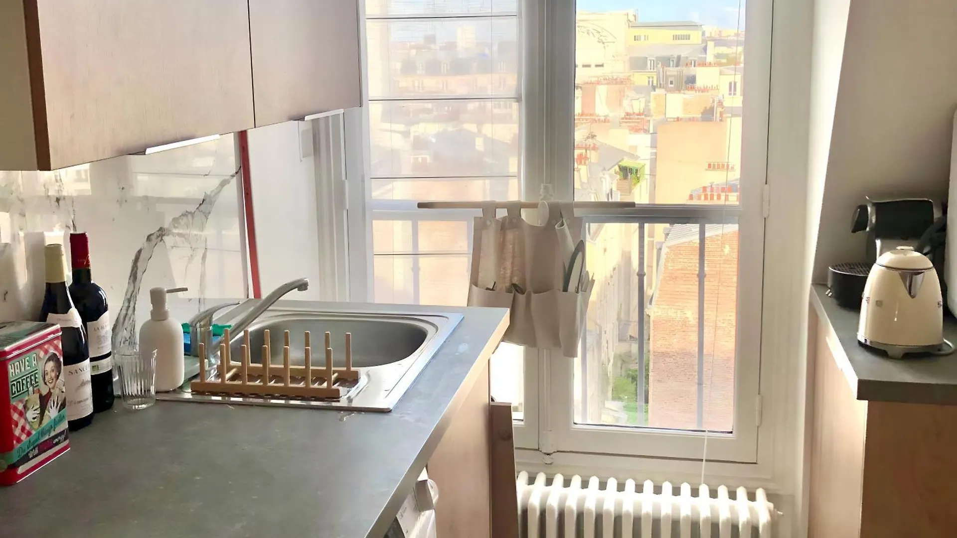 Amazing Sacre-Coeur Views In Montmartre Apartment Paris
