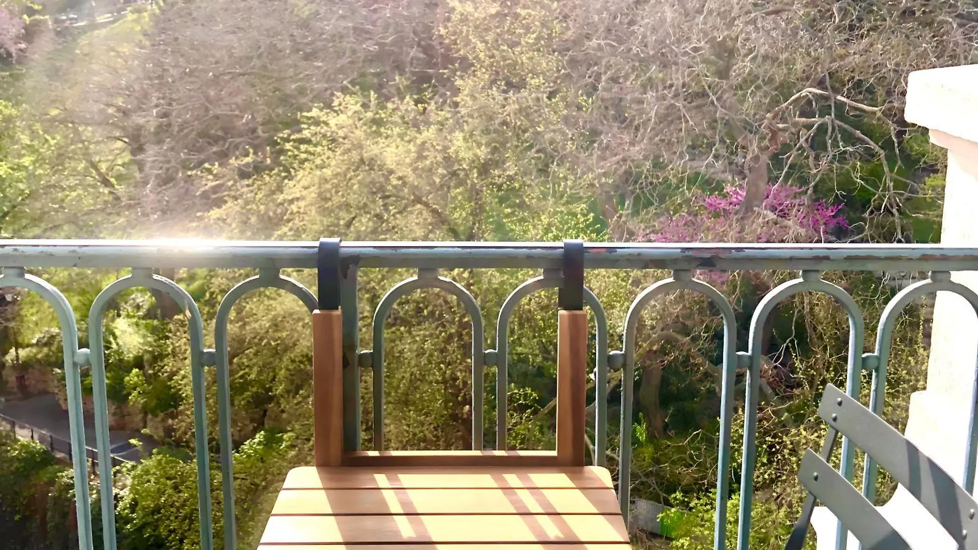 Amazing Sacre-Coeur Views In Montmartre Apartment Paris France